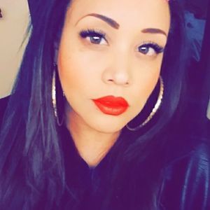 Meet your Posher, Carrie-joy